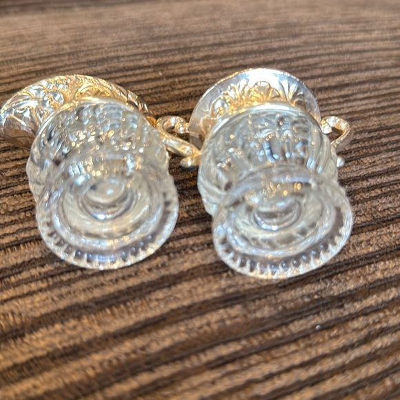 Vintage Clear Glass With Silver-Tone Metal Tops Salt  & Pepper Shakers  2.5” - Picture 5 of 6